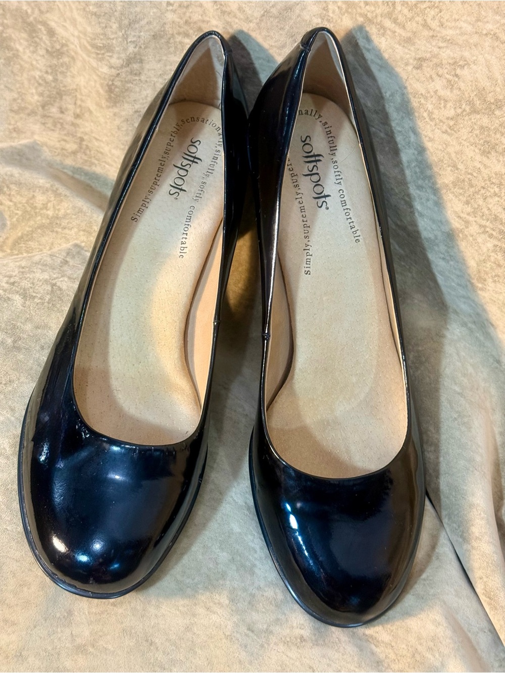 Softspots Black Patent Round-Toe Ballet Flats